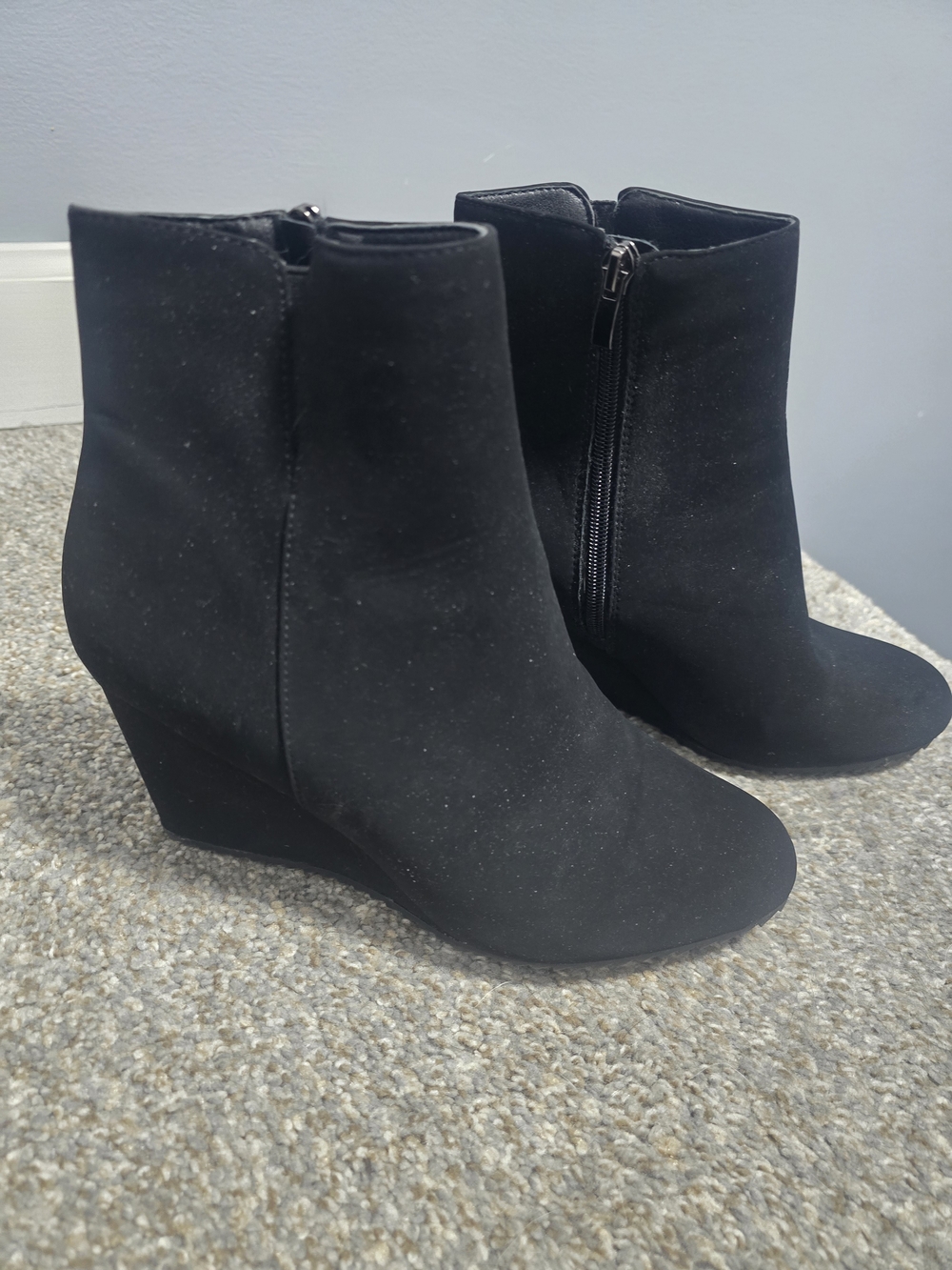 Black Rivet Black Suede Wedge Ankle Boots with Side Zipper